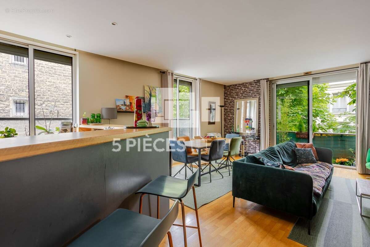 Appartement à NEUILLY-SUR-SEINE
