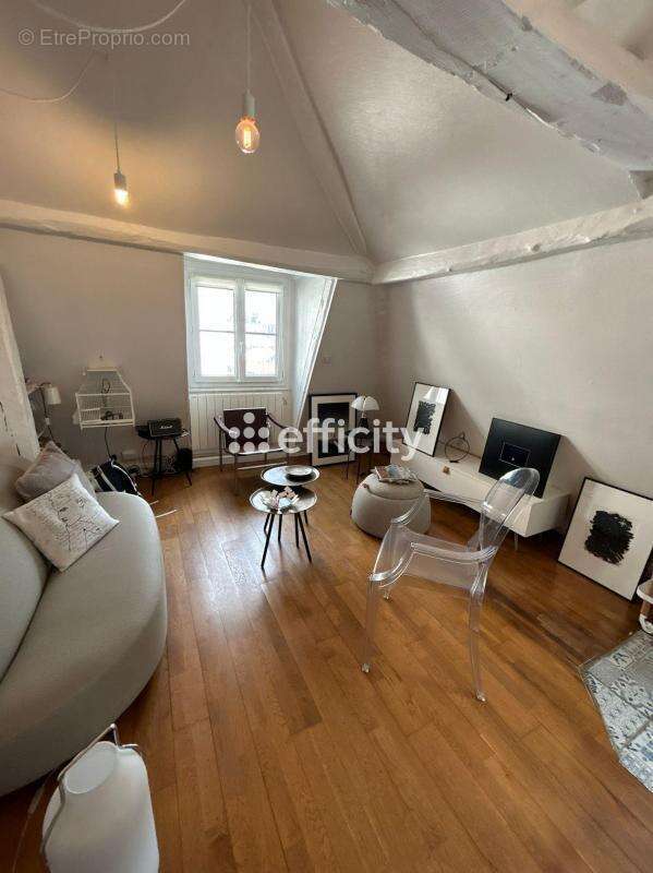 Appartement à PARIS-6E