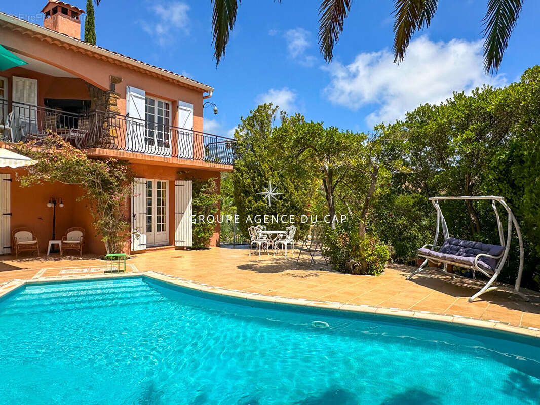 Maison à LES ISSAMBRES