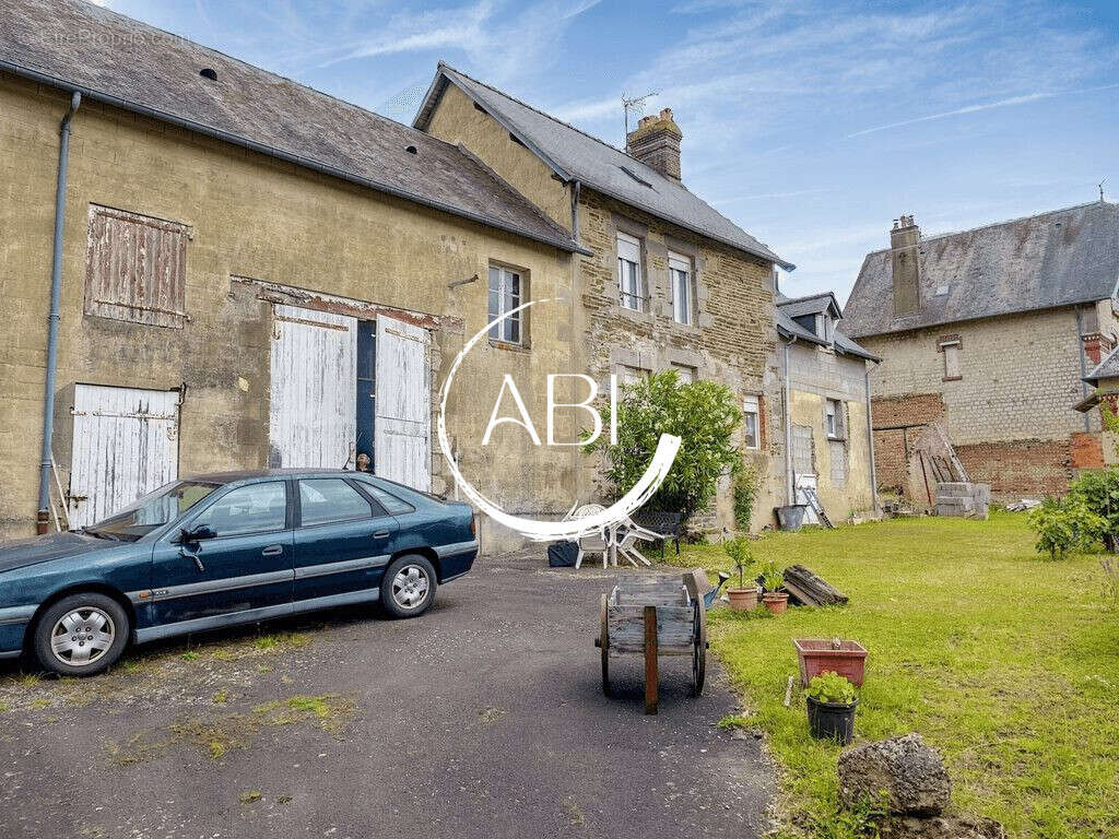 Maison à BEAULANDAIS