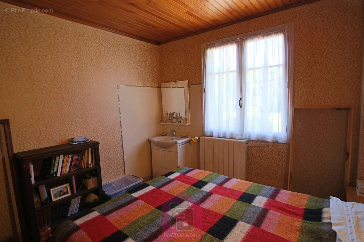 Maison à PUY-L'EVEQUE