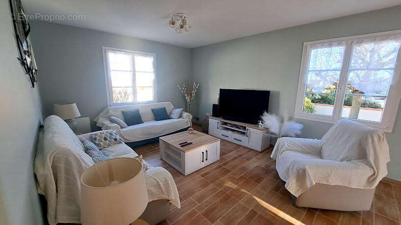 Maison à MESCHERS-SUR-GIRONDE