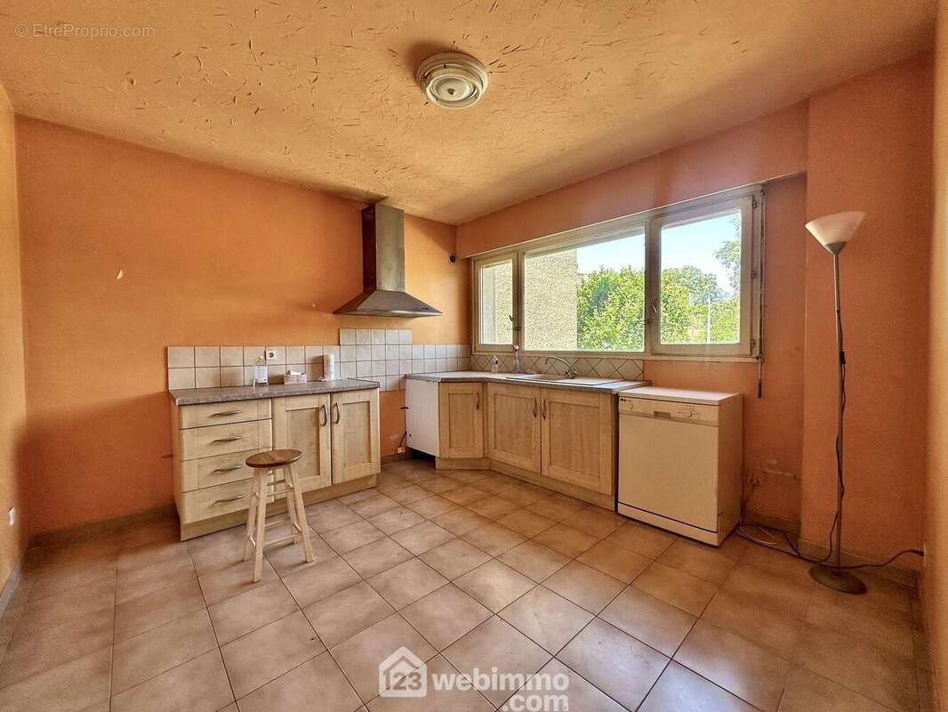 Cuisine indépendante - Maison à BIGUGLIA