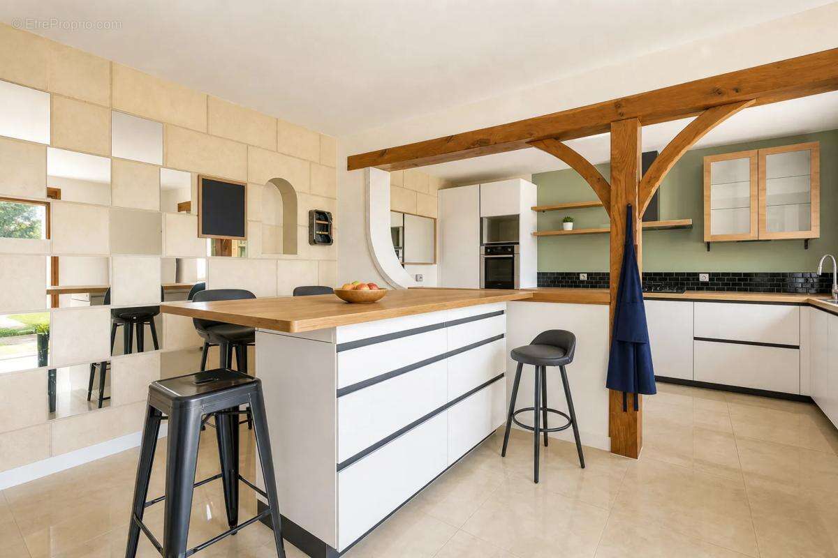 Maison de 9 pièces de 204 m² à Bourgueil - photo 6