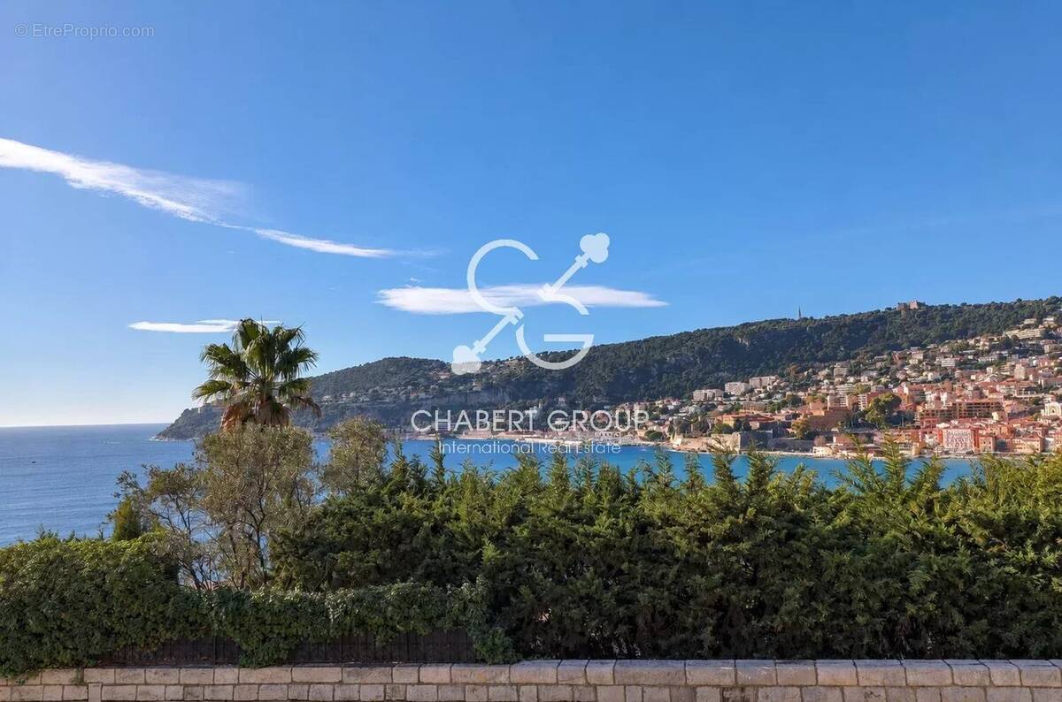 Appartement à VILLEFRANCHE-SUR-MER