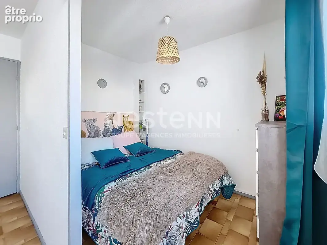 Charmant appartement avec chambre cabine et parking privatif ? Idéal pied-à-terre ! - photo 4