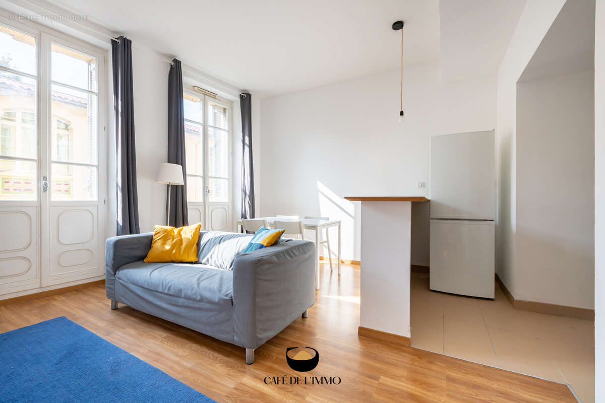 Appartement à MARSEILLE-2E