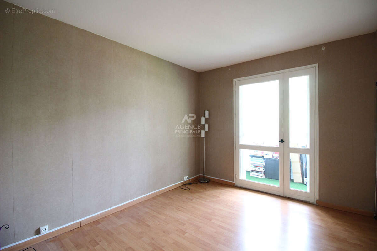 Appartement avec 4 chambres à 15 minutes à pied de la gare d'Ermont-Eaubonne ! - photo 10