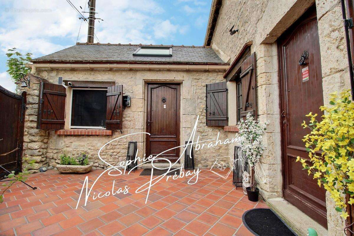 Maison à ANGERVILLE