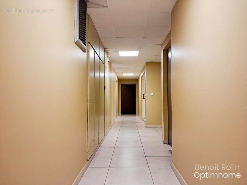 Appartement T2 de 46 m² entièrement rénové – Prestations haut de gamme – Centre-ville – Accès PMR - photo 12