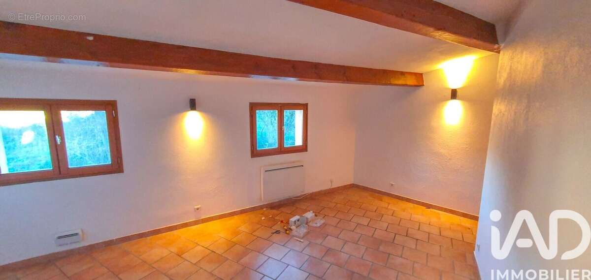 Photo 5 - Maison à COLLOBRIERES