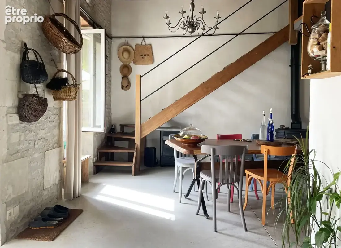 Maison à vendre 7 pièces avec dépendance sur terrain de 1140 m² AUMAGNE (17) - photo 10