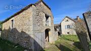 Maison à CENEVIERES