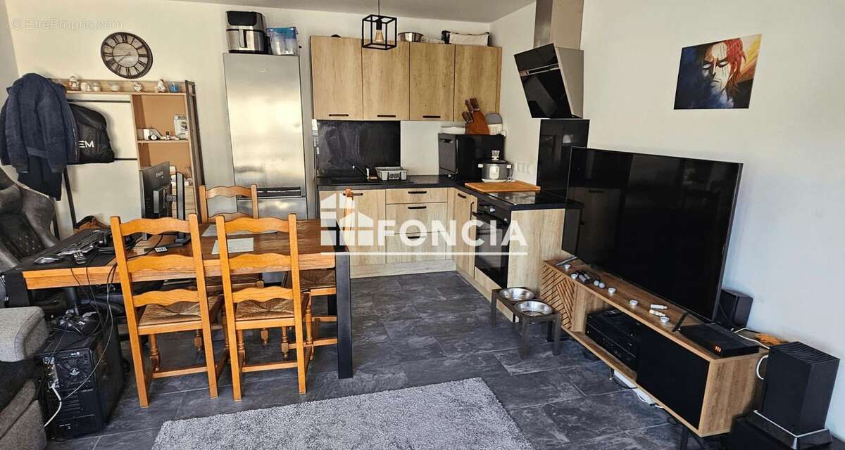 Appartement à BAULNE