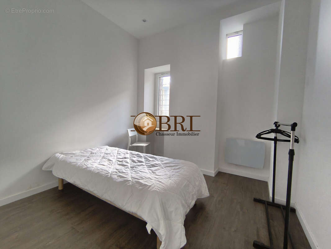 chambre 1 - Appartement à VOIRON