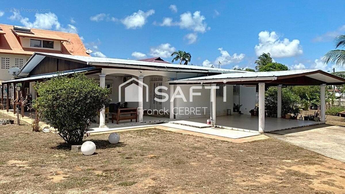 Photo 1 - Maison à REMIRE-MONTJOLY