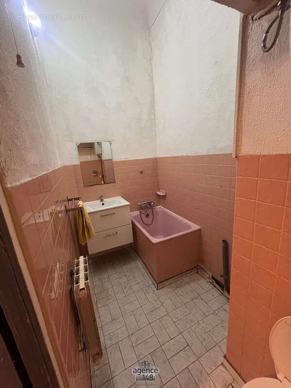 Appartement T3 traversant à rénover Marseille 2ème - photo 3