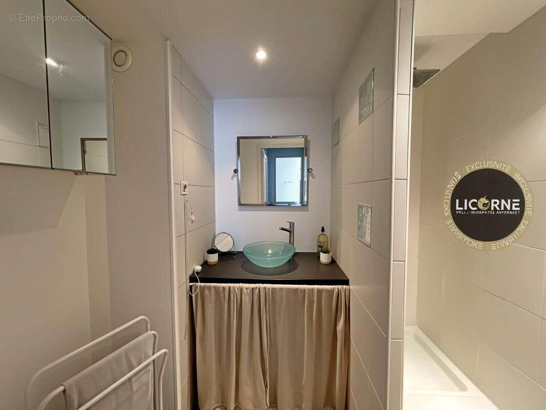 Appartement à MARSEILLE-6E