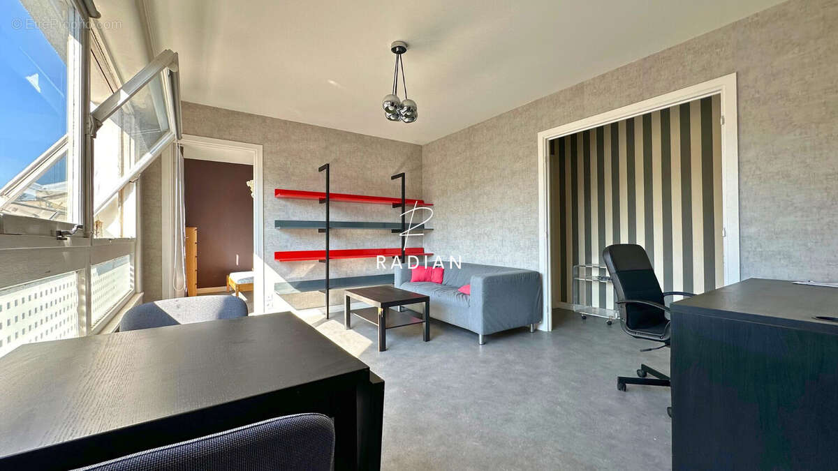 Appartement 42 m² à Lille  - photo 3