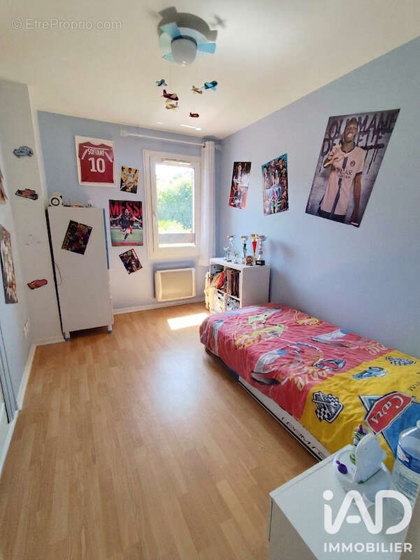 Photo 6