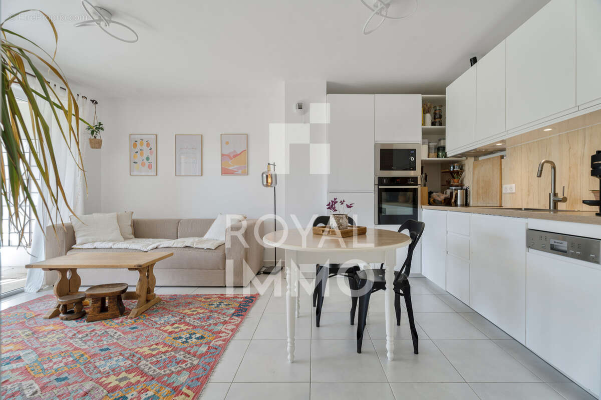 Appartement à SANARY-SUR-MER