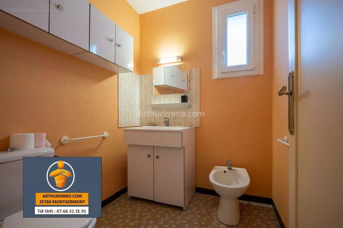 Maison à MONTGERMONT