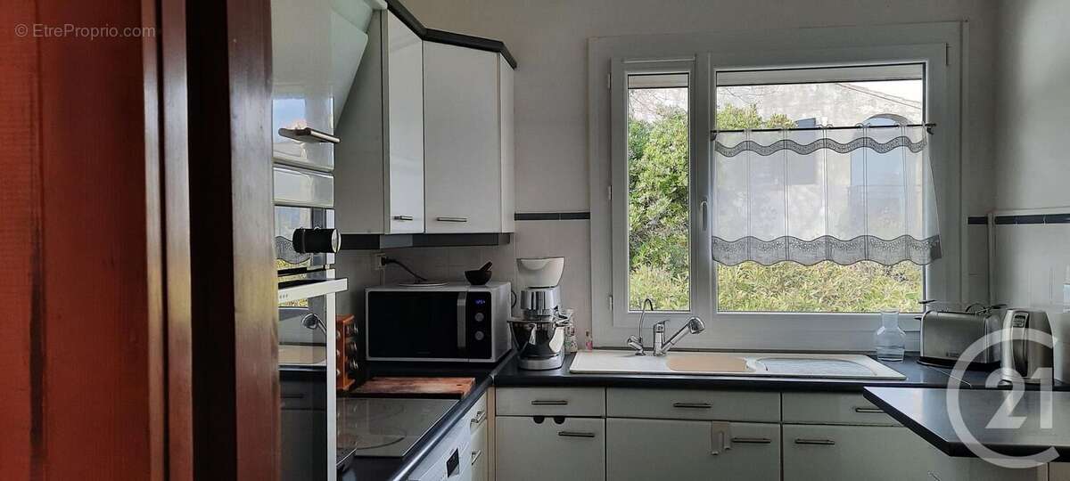 Maison à SIX-FOURS-LES-PLAGES