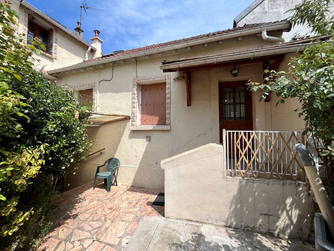 Maison de 4 Pièces avec Jardin - photo 2
