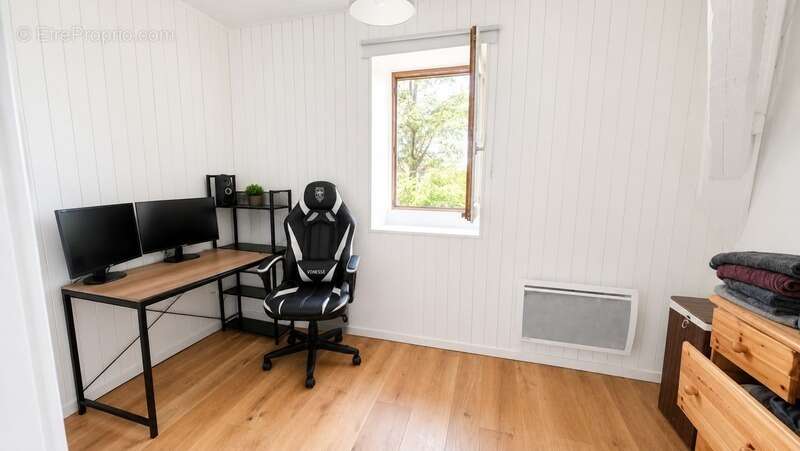 Appartement 2 pieces - cluses (haute-savoie) - photo 3