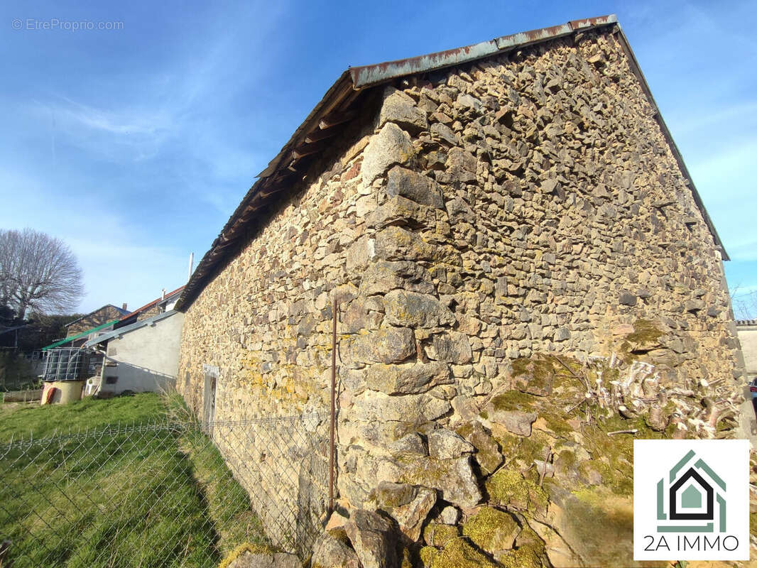 Maison à LES ANCIZES-COMPS