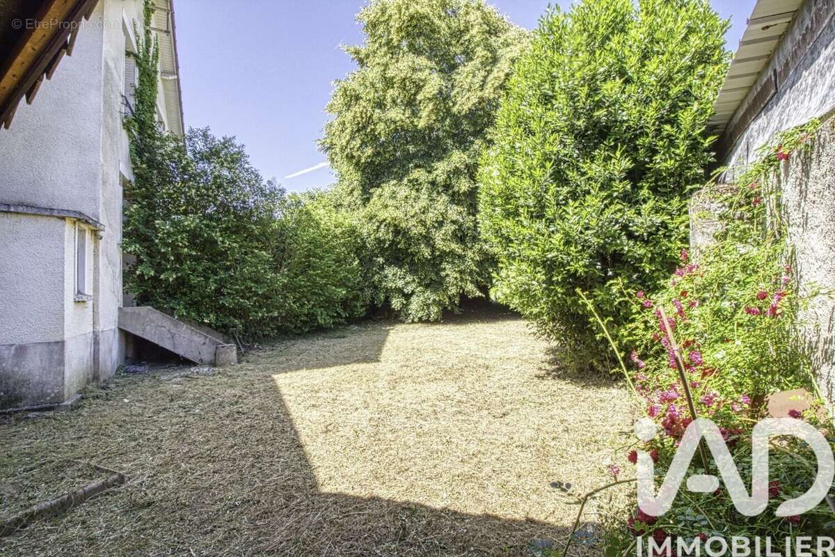 Photo 4 - Maison à MALESHERBES