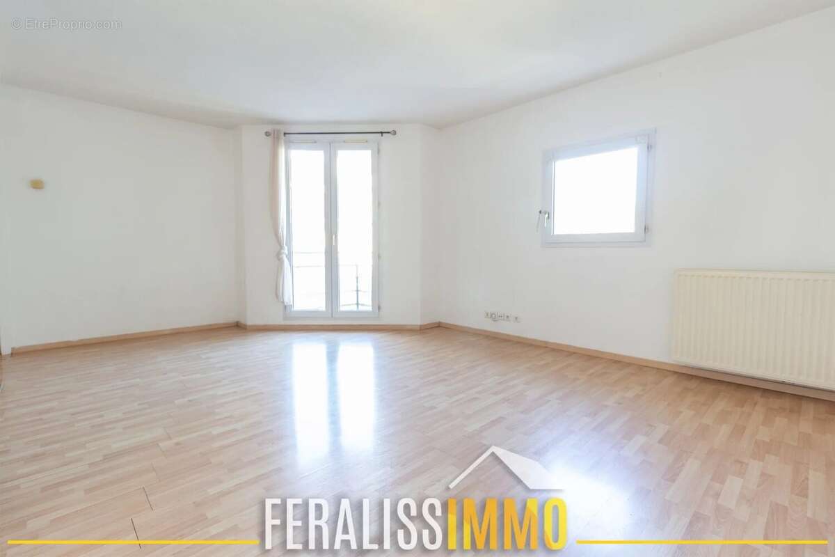 Appartement à JOUY-LE-MOUTIER