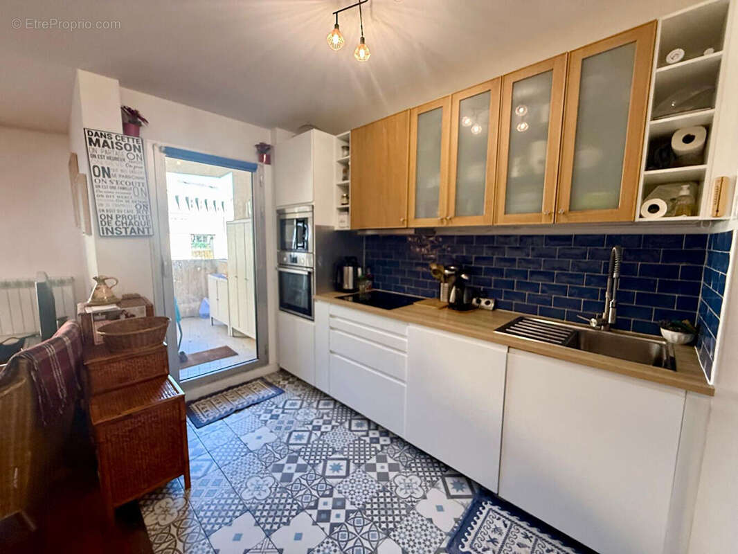 Appartement à PARIS-19E