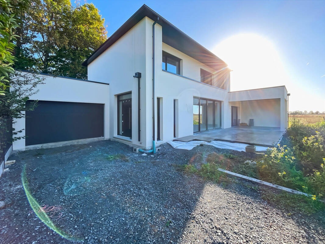 Maison à LUC-SUR-MER