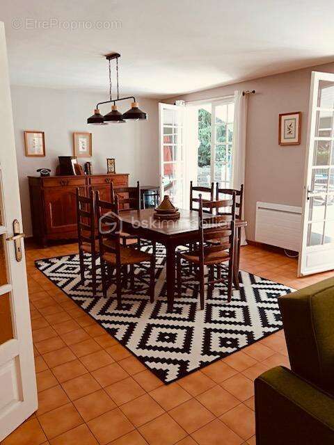 Maison à SAINT-JULIEN-EN-BORN