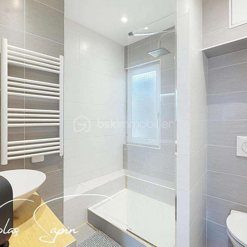 Appartement à SAINT-MARTIN-D&#039;HERES