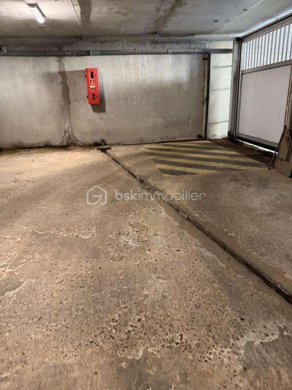 Parking à LE GRAU-DU-ROI