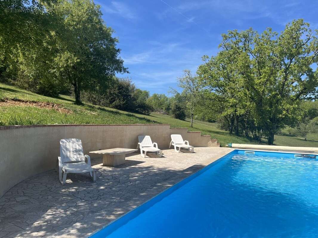 Piscine - Maison à CAJARC