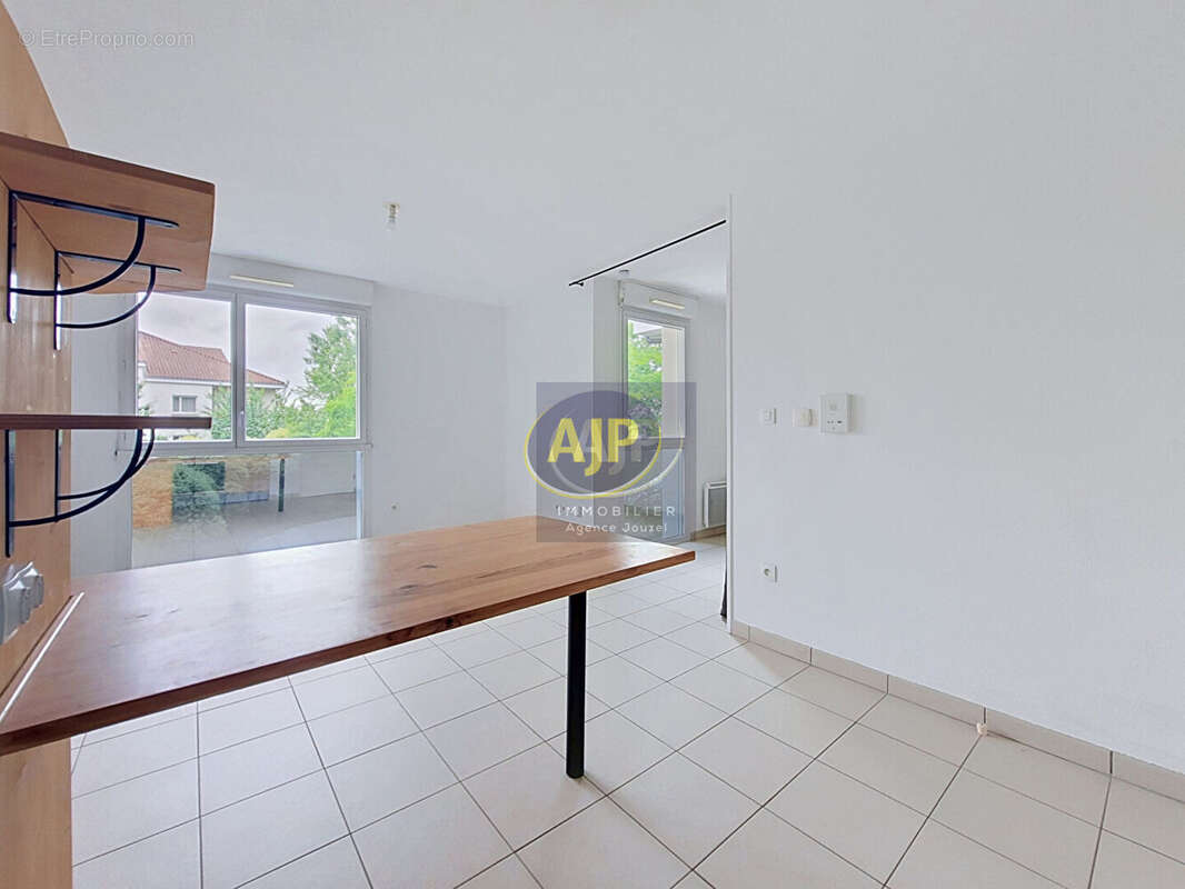 Appartement à SAINT-SEBASTIEN-SUR-LOIRE