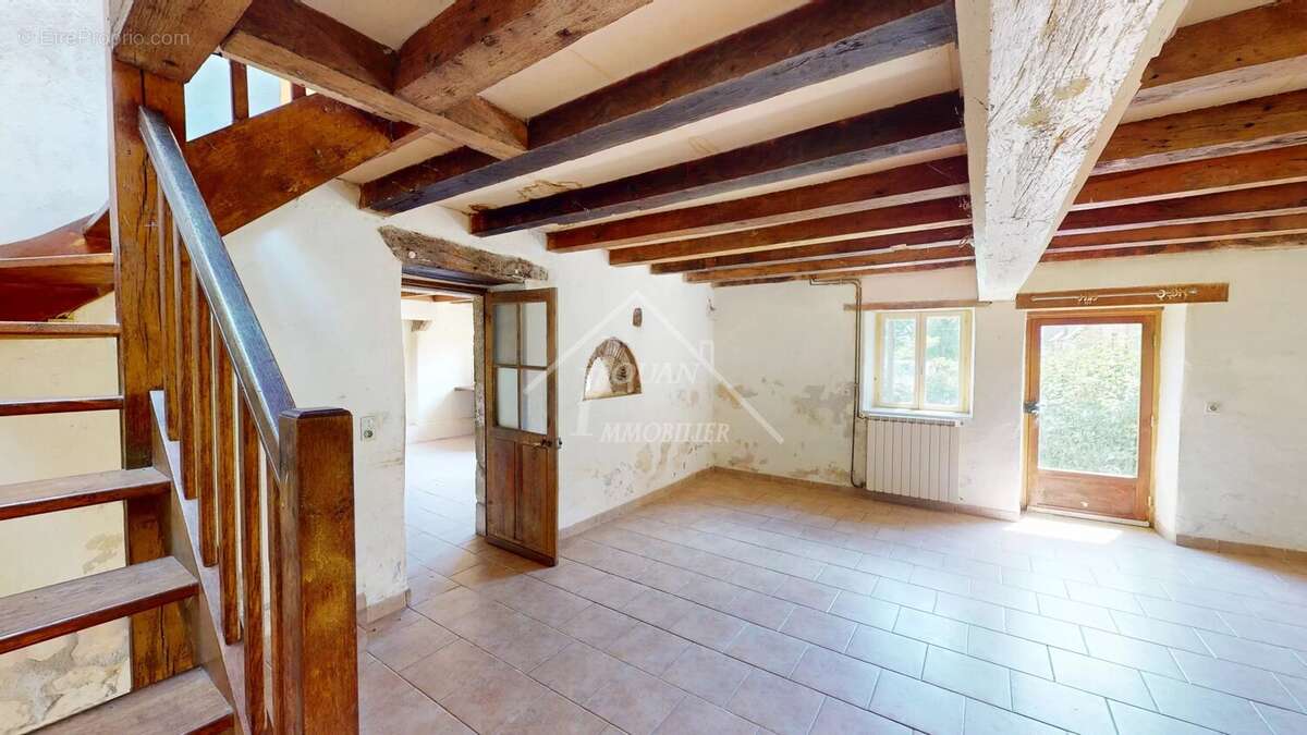 Longère 4 chambres sur 700 m² de jardin, Autry-Issard - photo 4