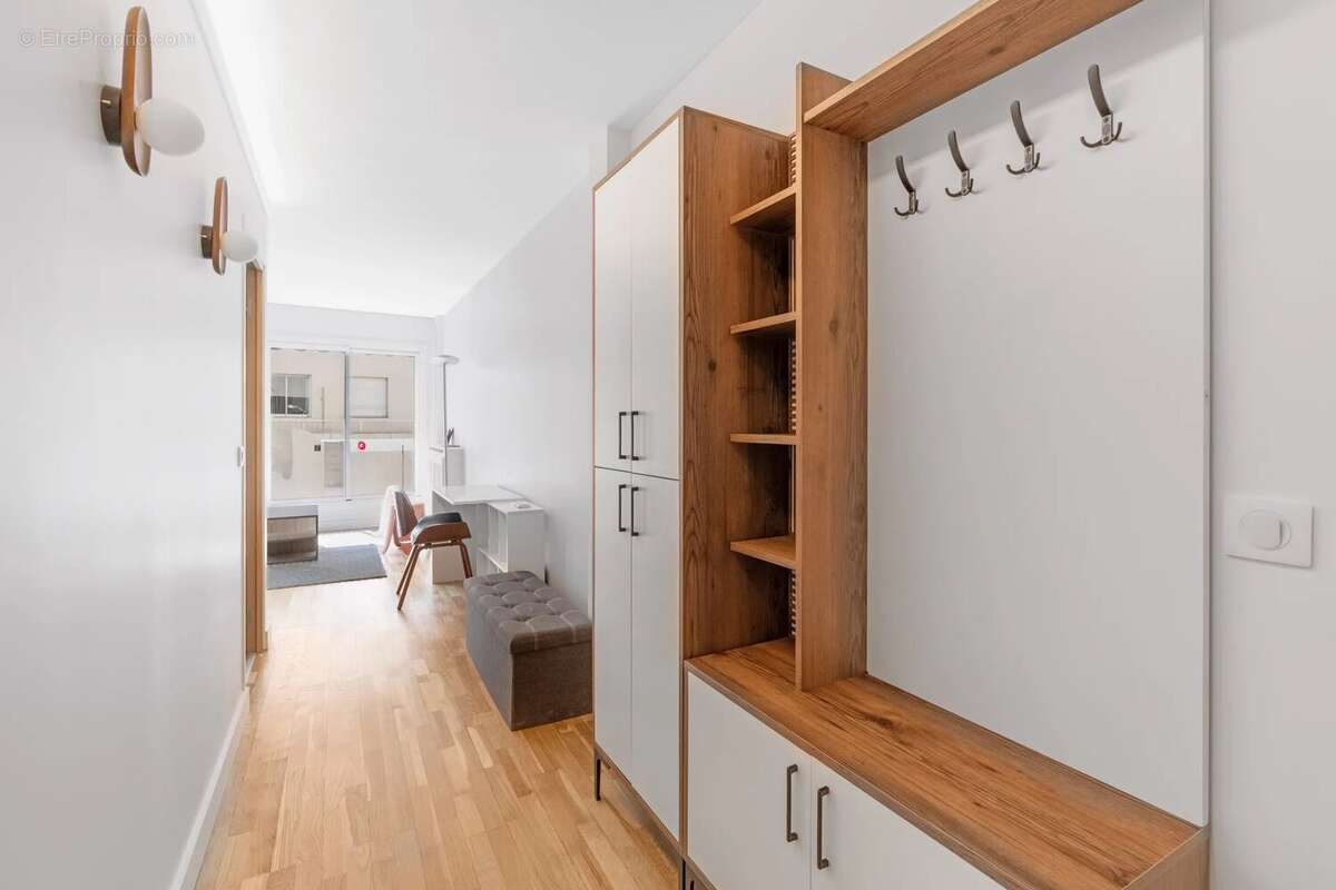 Appartement à LEVALLOIS-PERRET