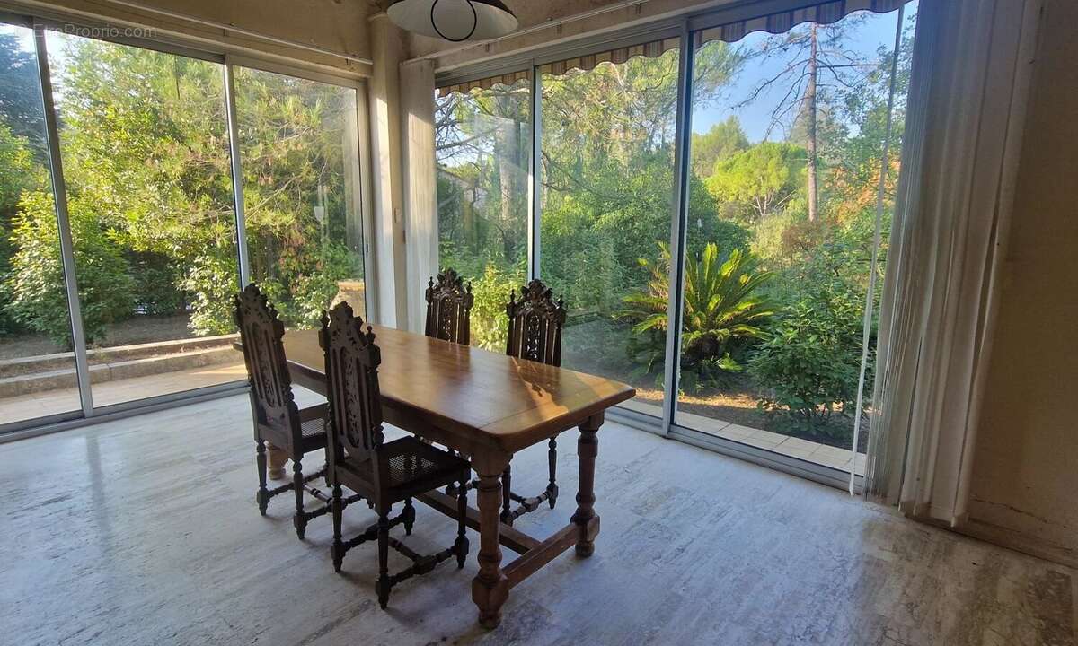 Maison à PEYMEINADE