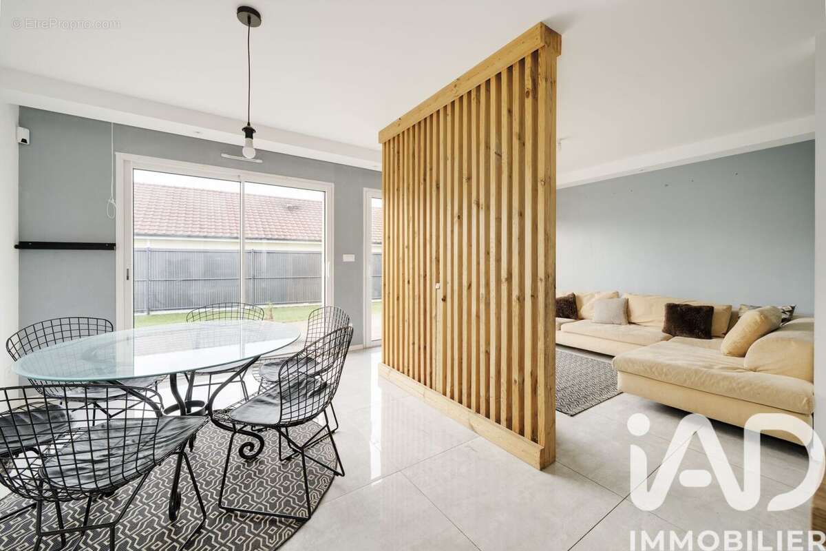 Photo 3 - Maison à RICHARDMENIL