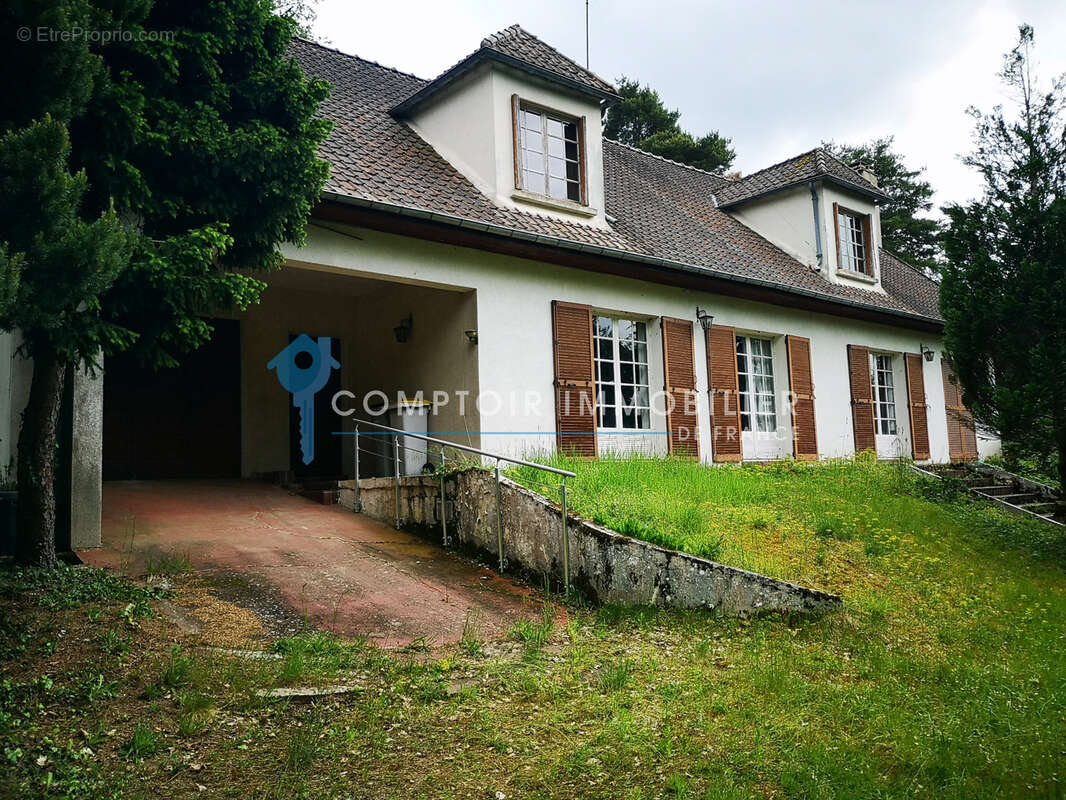 Maison à LA FERTE-ALAIS