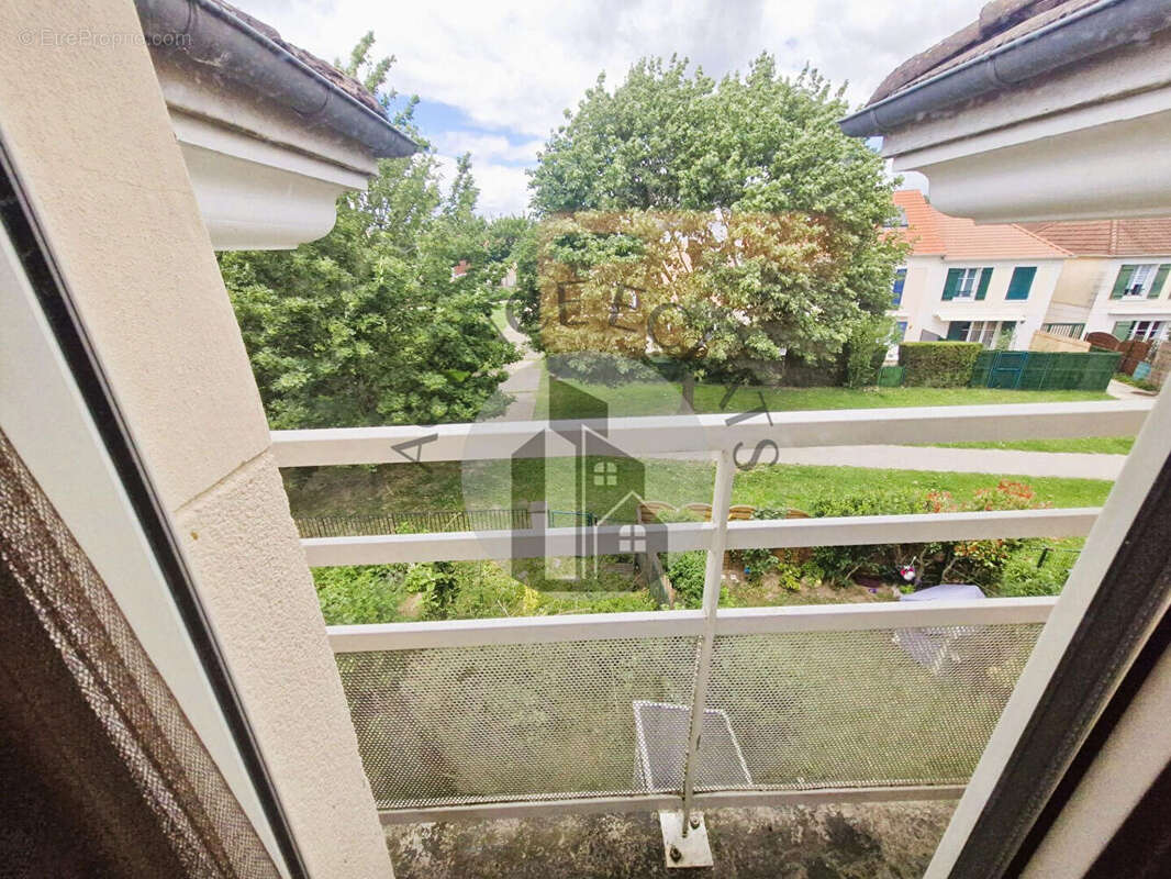 Appartement à BAILLY-ROMAINVILLIERS