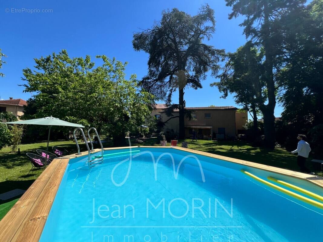 Maison à ROMANS-SUR-ISERE