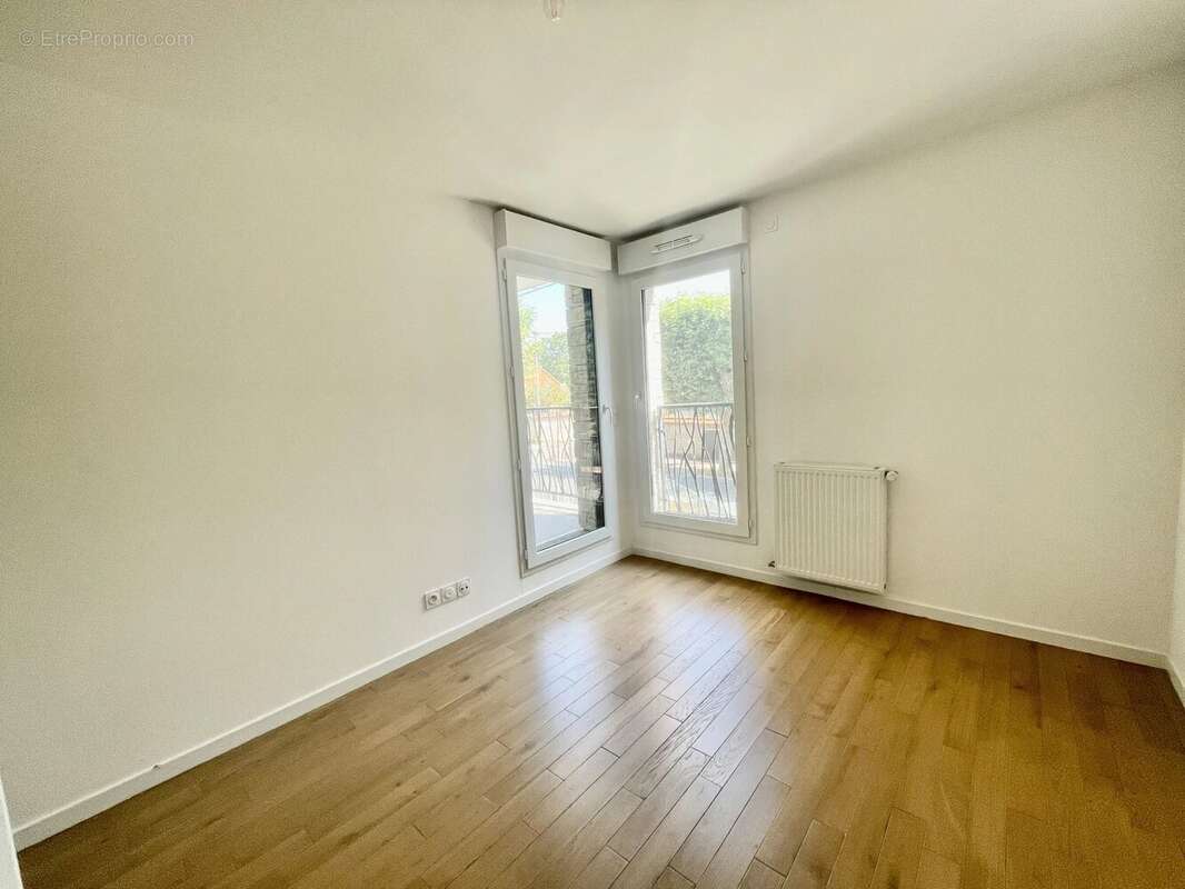 Appartement à LE PERREUX-SUR-MARNE
