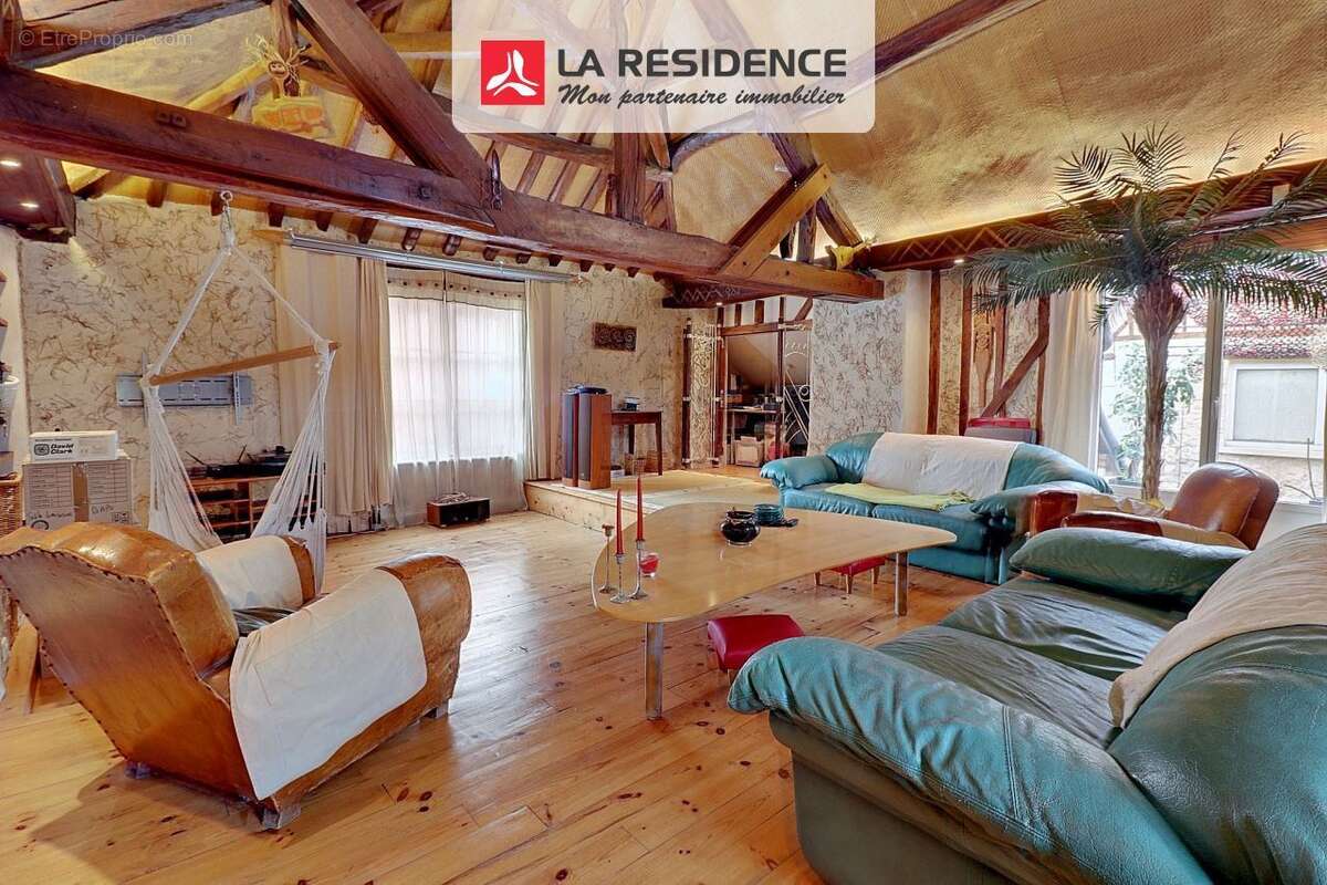 Maison 253 m² à Maule  - photo 8