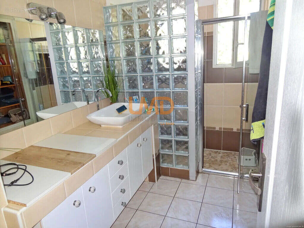 Maison sur étage de 124 m2 avec piscine - photo 6
