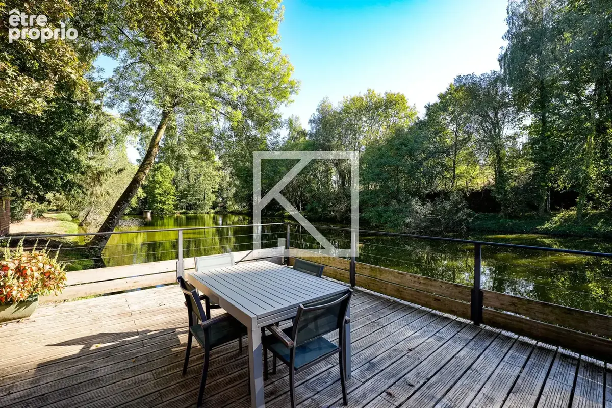 Maison 9 pièces 260 m² à vendre à Mayenne (53100) - photo 3